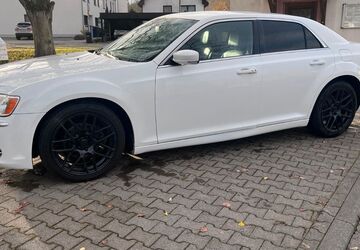Chrysler 300C 257.000 km 9.300 &euro; Rödermark 63322