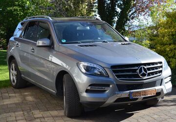 Mercedes-Benz ML 350 189.500 km 19.990 &euro; Usingen 61250