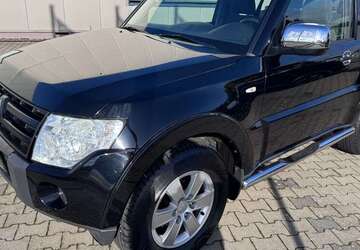 Mitsubishi Pajero 160.000 km 16.999 &euro; Rödermark 63322