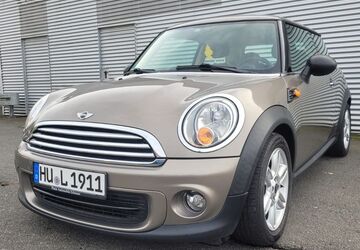 Mini ONE 91.134 km 5.700 &euro; Bruchköbel 63486