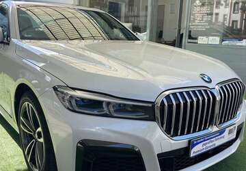 BMW 730 99.951 km 49.999 &euro; Frankfurt Main 60386
