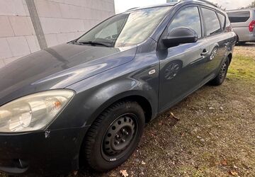 Kia ceed Sportswagon 265.000 km 1.590 &euro; Hanau 63452