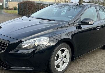 Volvo V40 120.000 km 8.590 &euro; Rüsselsheim 65428