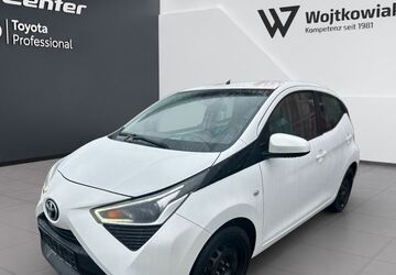 Toyota Aygo (X) 40.000 km 11.290 &euro; Friedberg 61169