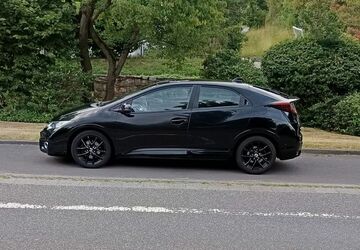 Honda Civic 123.428 km 13.900 &euro; Frankfurt am Main 60437