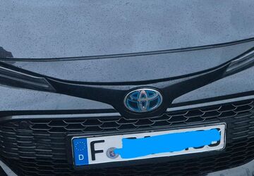Toyota Corolla 305.994 km 13.499 &euro; Frankfurt am main 60386