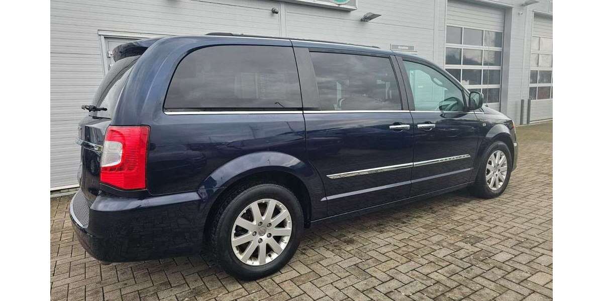 Chrysler Grand Voyager 159.370 km 9.900 &euro; Erlensee 63526