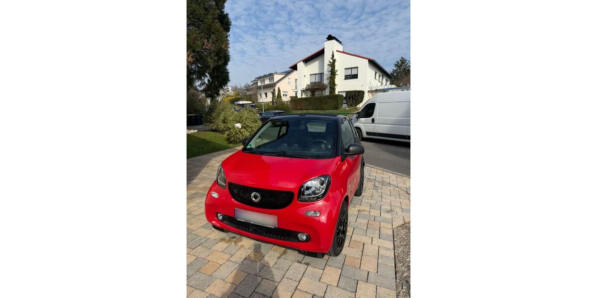 Smart ForTwo 28.838 km 9.900 &euro; Friedrichsdorf 61381