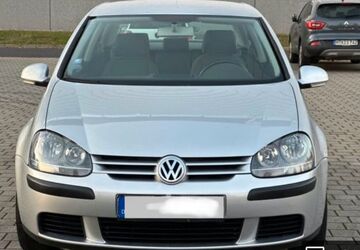 VW Golf 69.200 km 6.899 &euro; Frankfurt 60326