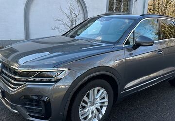 VW Touareg 122.500 km 42.000 &euro; dreieich 63303