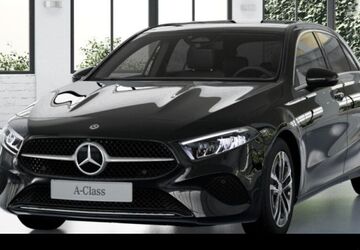 Mercedes-Benz A 180 9.900 km 34.880 &euro; Frankfurt 60599