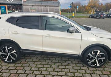 Nissan Qashqai 94.000 km 19.700 &euro; Heusenstamm 63150