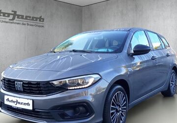 Fiat Tipo 17.710 km 20.950 &euro; Rüsselsheim 65428
