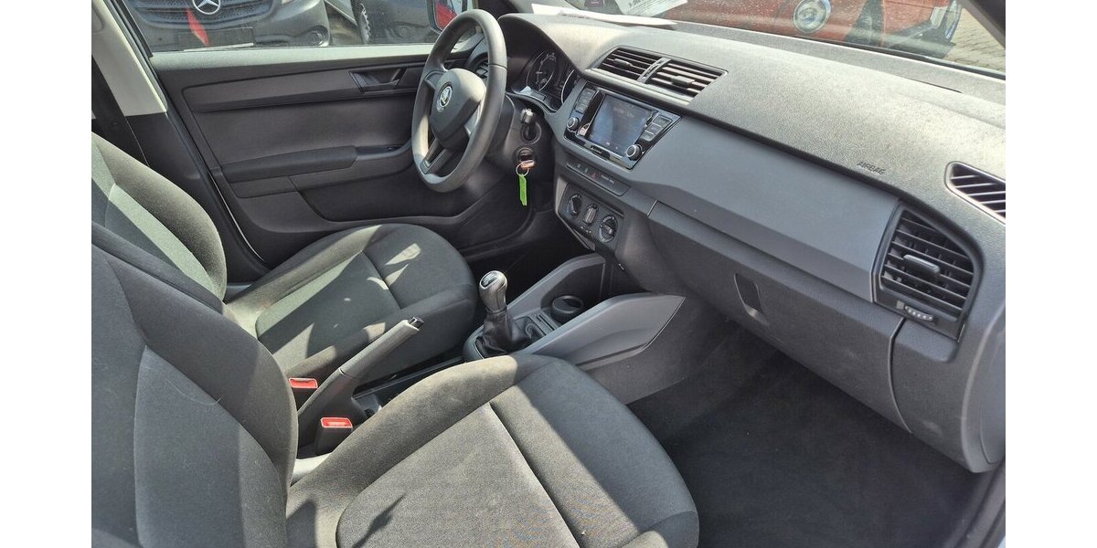 Skoda Fabia Cool Plus 127.420 km 7.890 &euro; Rodgau 63110