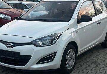 Hyundai i20 137.000 km 3.890 &euro; kelkheim 65779