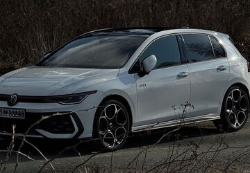 VW Golf 15.100 km 38.750 &euro; Dietzenbach 63128