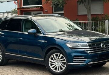VW Touareg 161.700 km 33.000 &euro; Frankfurt am Main 65933