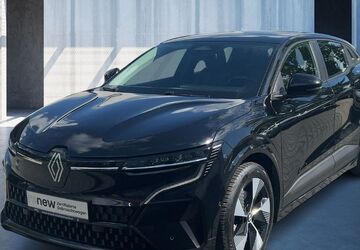 Renault Megane E-TECH 17.540 km 26.830 &euro; Frankfurt / Main 60314