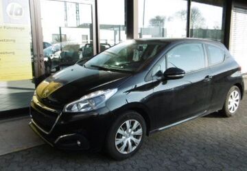 Peugeot 208 81.000 km 5.980 &euro; Gustavsburg 65462