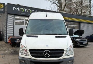 Mercedes-Benz Sprinter 227.000 km 9.400 &euro; Friedrichsdorf 61381