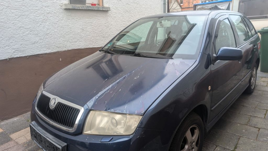 Skoda Fabia 233.495 km 1.200 &euro; Hainburg 63512
