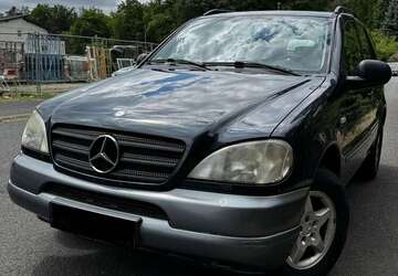 Mercedes-Benz ML 320 294.000 km 2.400 &euro; Obertshausen 63179