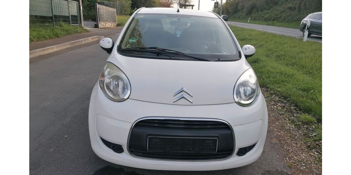 Citroen C1 110.000 km 2.880 &euro; friedrichsdorf 61381