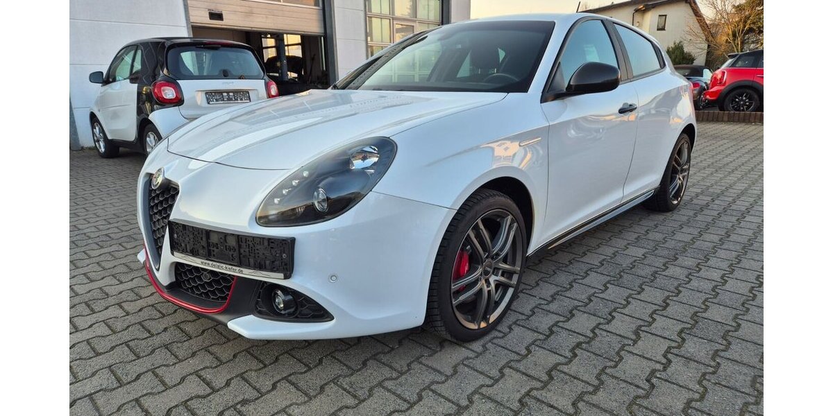 Alfa Romeo Giulietta Sport Navigation, Klima, Einparkhilfe 89.100 km 11.690 &euro; Rodgau 63110
