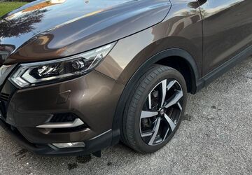 Nissan Qashqai 86.000 km 13.700 &euro; Frankfurt am Main 60388