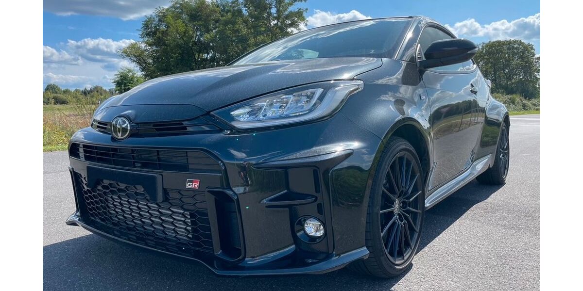 Toyota Yaris 29.400 km 33.950 &euro; Nidderau 61130