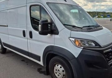 Opel Movano 107.000 km 15.990 &euro; Frankfurt am Main 65933