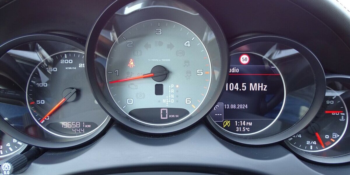 Porsche Cayenne S 4,2l Diesel Pano, Navi, 21 Zoll, Standhe 225.443 km 26.990 &euro; Rodgau 63110