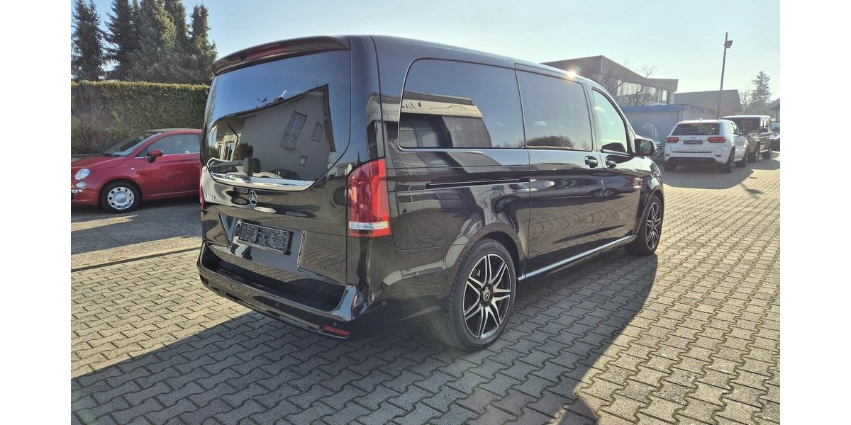 Mercedes-Benz V 300 d AVANTGARDE EDITION lang AMG Line Distronic 21.350 km 58.900 &euro; Rodgau 63110