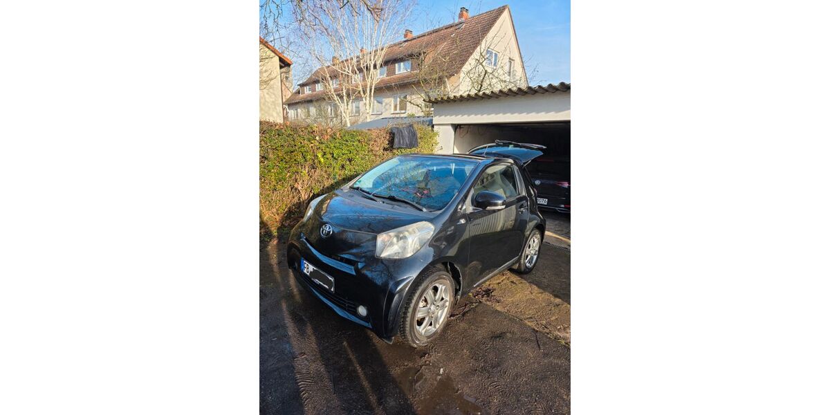Toyota IQ 58.000 km 5.100 &euro; Bad vilbel 61118