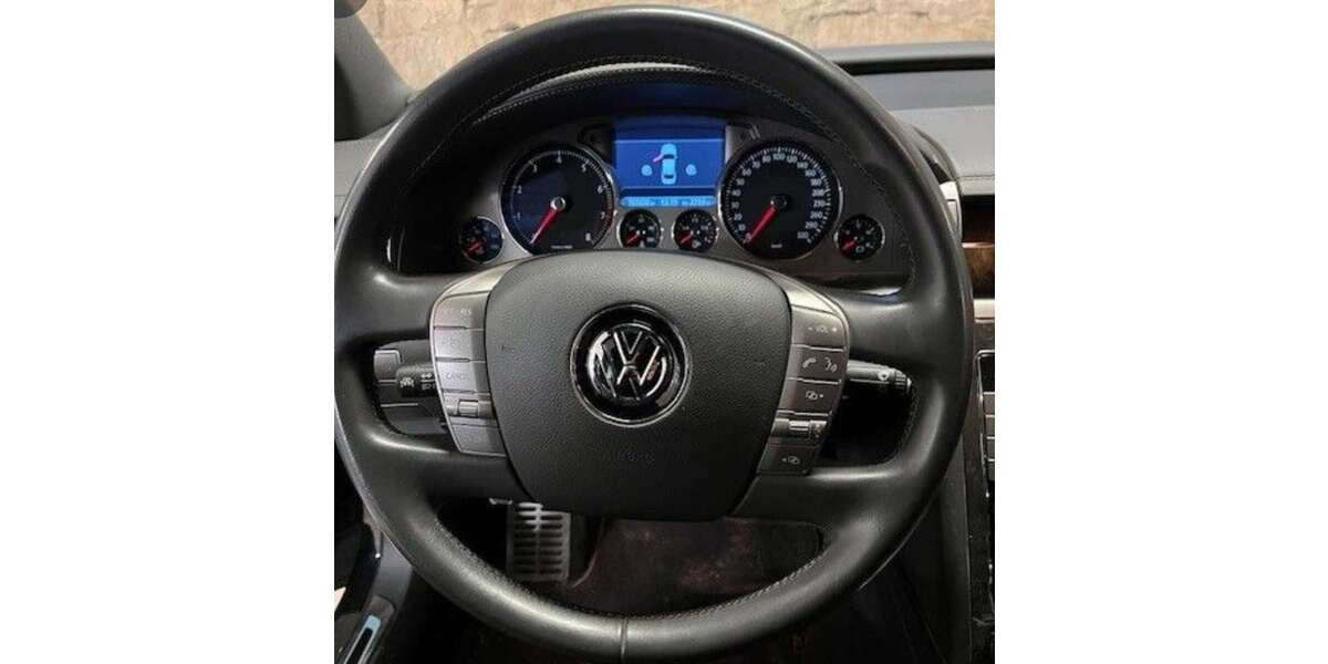 VW Phaeton 186.107 km 13.900 &euro; Frankfurt am Main 60598