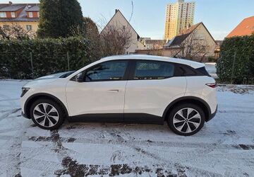 Renault Megane E-TECH 80.000 km 21.000 &euro; Langen 63225