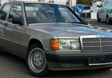 Mercedes-Benz 190 244.000 km 3.900 &euro; Bad Homburg 61350