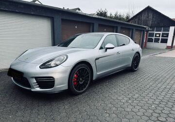 Porsche Panamera 100.000 km 43.990 &euro; Griesheim 64347