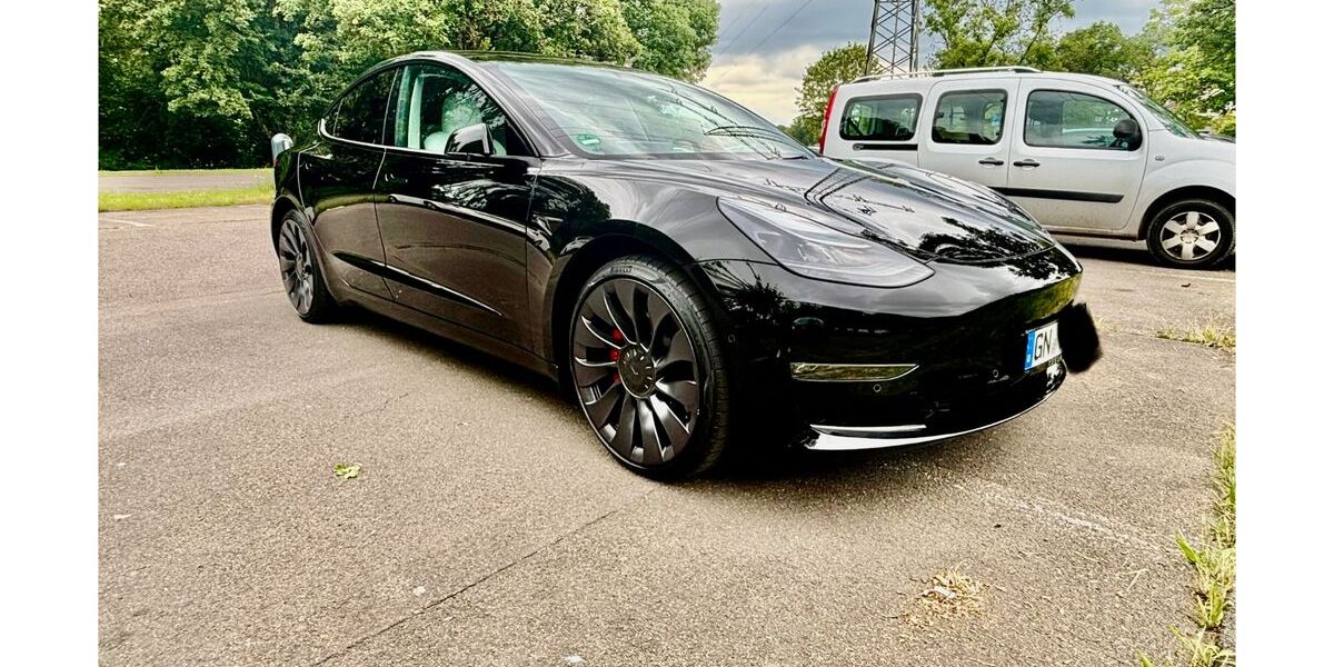 Tesla Model 3 69.000 km 31.999 &euro; Maintal 63477