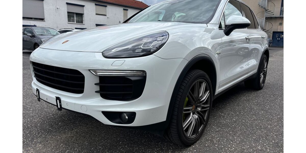 Porsche Cayenne 199.995 km 23.450 &euro; Neu Isenburg 63263