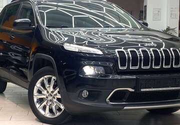 Jeep Cherokee 162.000 km 11.900 &euro; Neu-Isenburg 63263