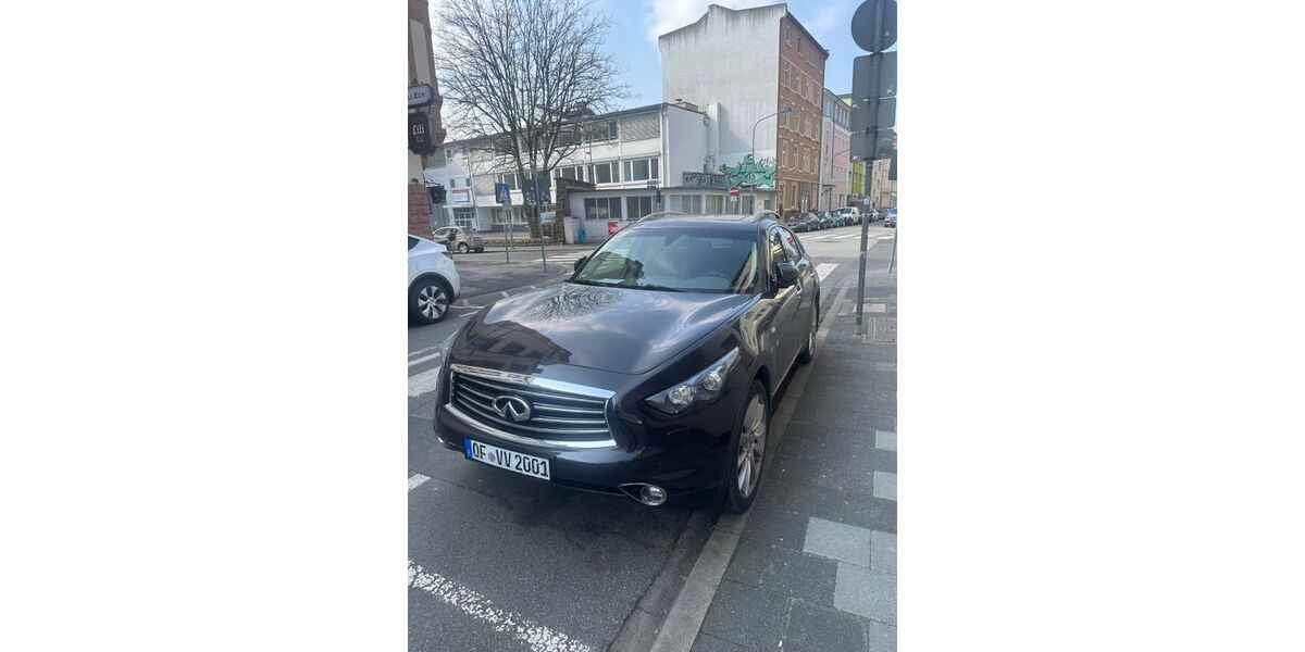 INFINITI QX70 86.000 km 20.500 &euro; Offenbach 63069