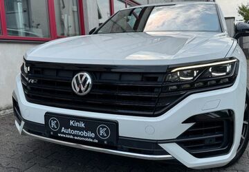 VW Touareg 144.754 km 38.900 &euro; Eppstein - Bremthal 65817