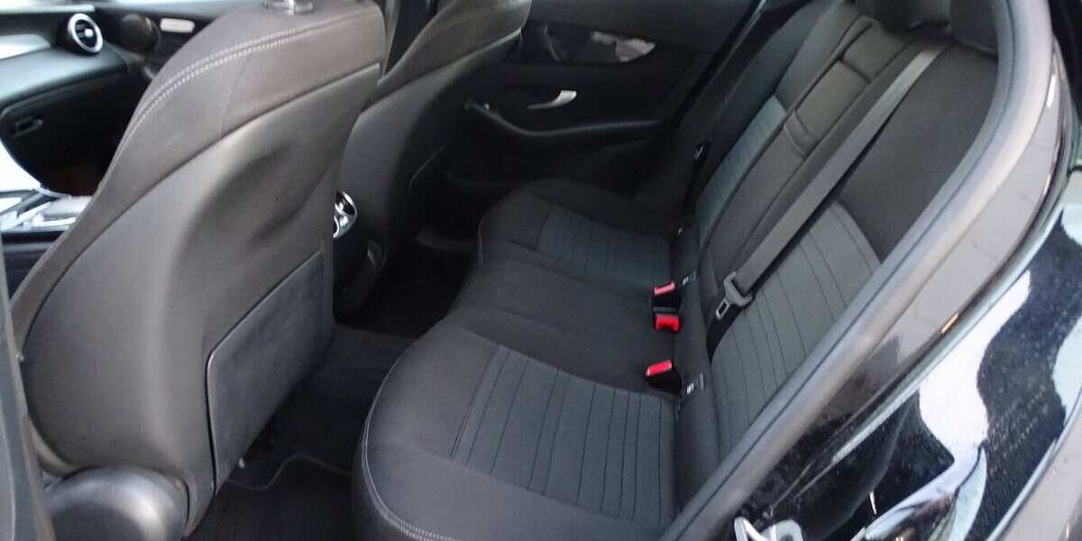 Mercedes-Benz GLC 400 d 4M Rückfahrkamera, LED-Scheinwerfer, Nav 160.000 km 29.990 &euro; Rodgau 63110