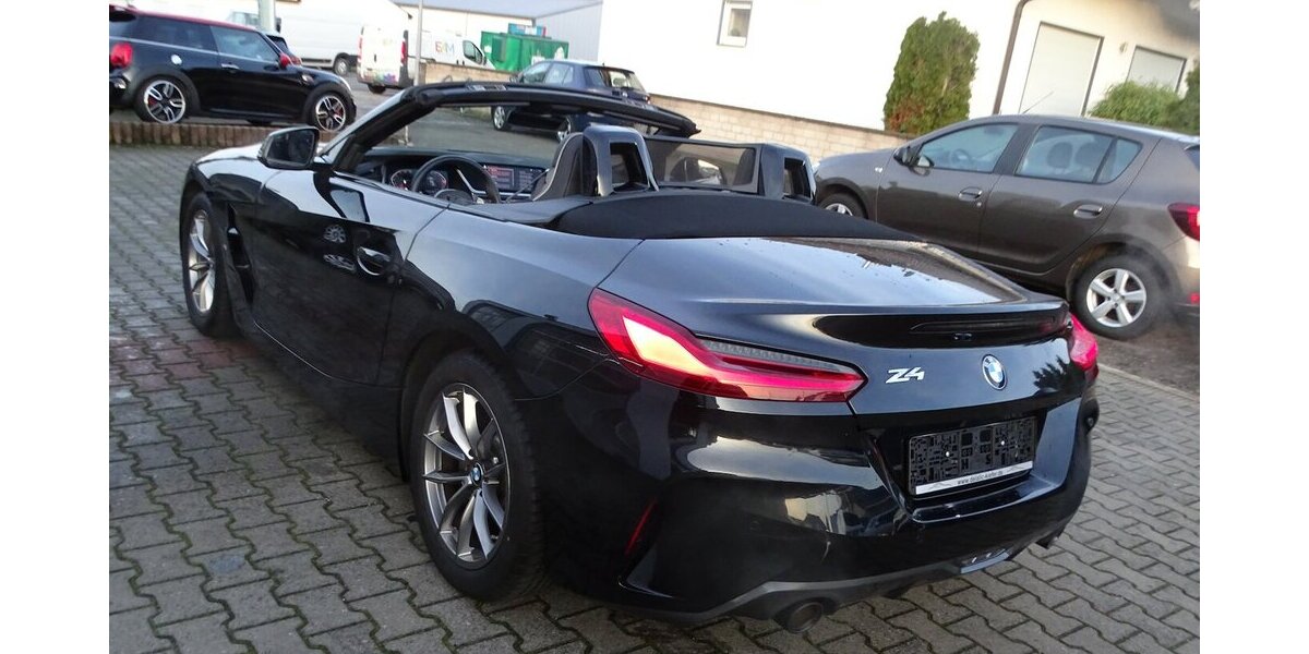 BMW Z4 sDrive 20 i M Sport Leder, LED, Navigation 60.000 km 31.890 &euro; Rodgau 63110