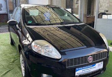 Fiat Grande Punto 94.007 km 3.499 &euro; Frankfurt am Main 60386
