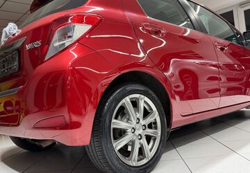 Toyota Yaris 128.700 km 6.999 &euro; NEU ISENBURG 63263
