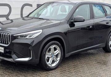 BMW iX1 29.277 km 32.488 &euro; Hainburg 63512