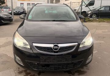 Opel Astra 182.350 km 5.100 &euro; Frankfurt am Main 65933