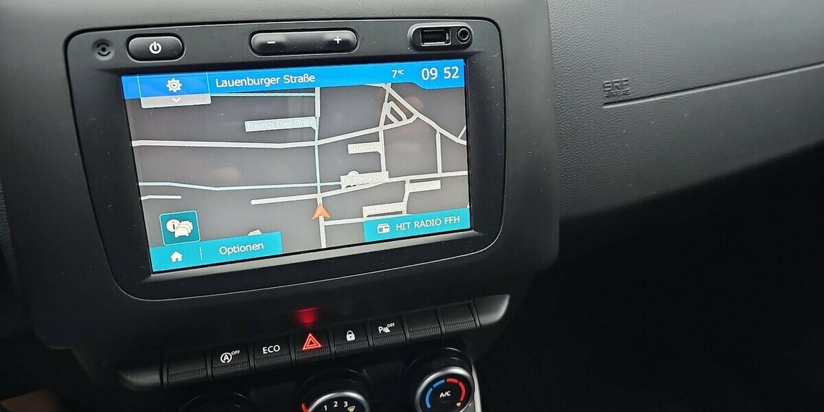 Dacia Duster II Prestige Standheizung, Kamera, Navi 51.165 km 13.980 &euro; Schwalbach/Taunus 65824